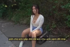 Bố không chịu được trước bạn gái của con trai vì giống bà xã đã mất
